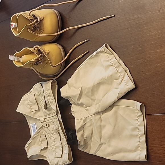 Build-a-Bear khaki vest and pants set with brown boots - Picture 1 of 1